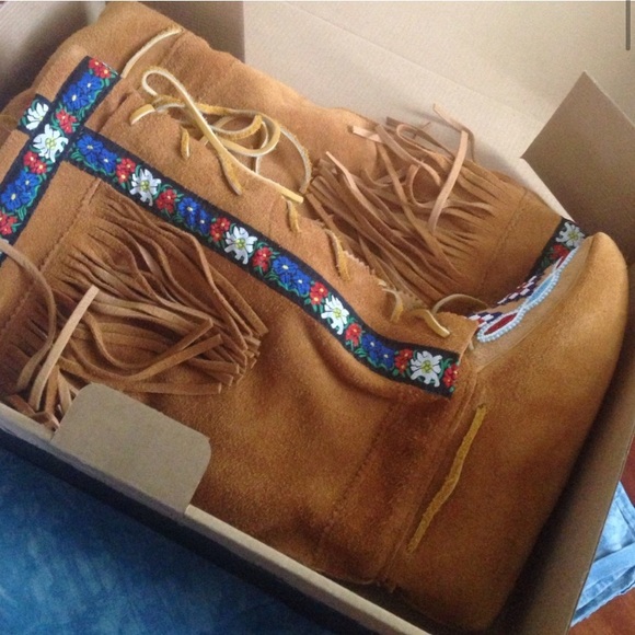 annie mckay manitobah mukluks size 8 - Picture 2 of 6